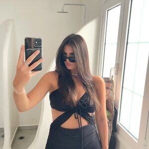 Chic Black Cut-Out Dress